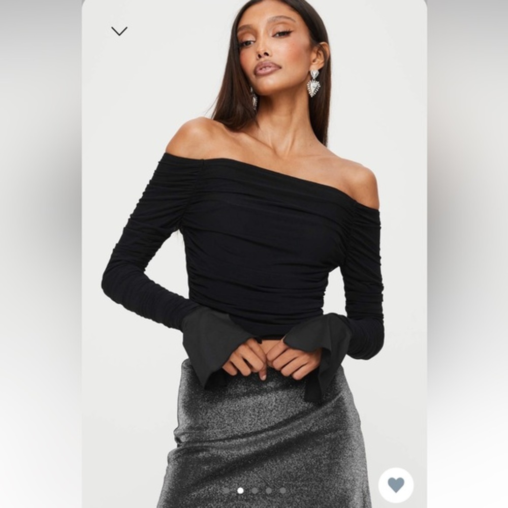(NWT) Princess Polly Moreno Off the Shoulder Top Black Flare Sleeves